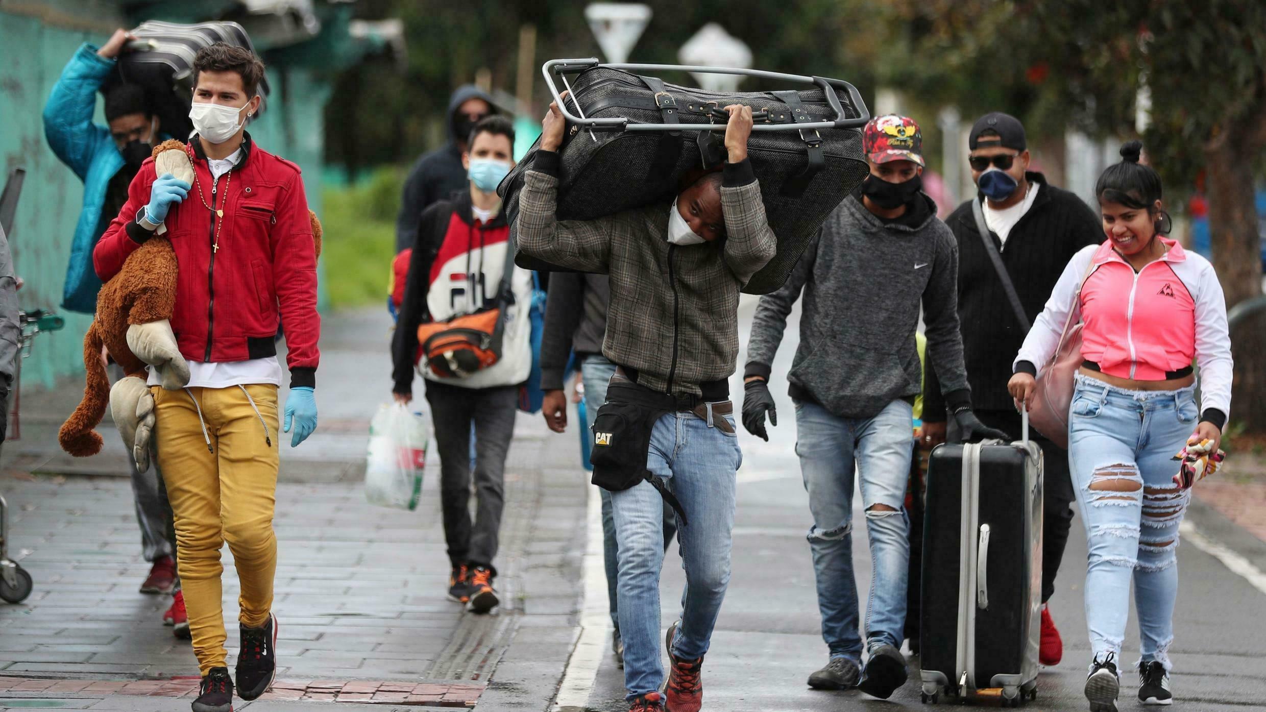 Venezolanos viajan a Colombia a “rebuscarse” para Navidad