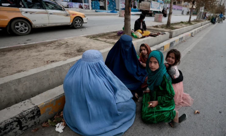 Hambruna en Afganistán: en dos meses aumentó un 50% la desnutrición en niños bajo el régimen talibán
