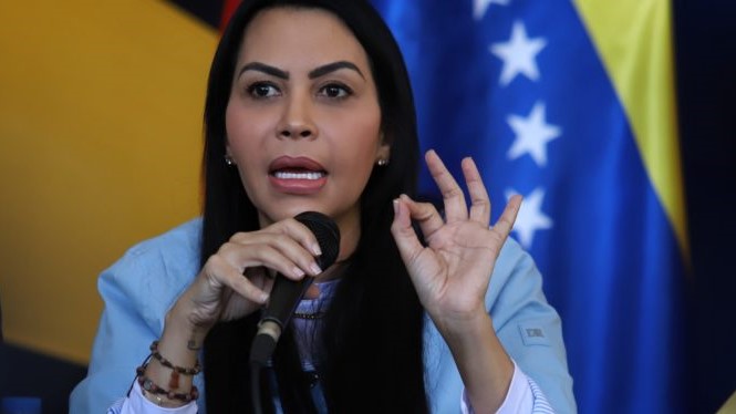 Comando de Delsa Solórzano denunció persecución y hostigamiento en su contra (Video)