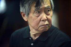 Hospitalizan de urgencia a Alberto Fujimori por problemas cardíacos