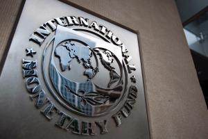 Fondo Monetario Internacional aplaudió las medidas tomadas por Milei en Argentina