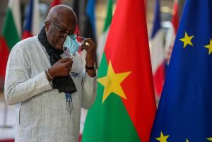 Dimite el presidente de Burkina Faso tras el golpe de Estado de los militares