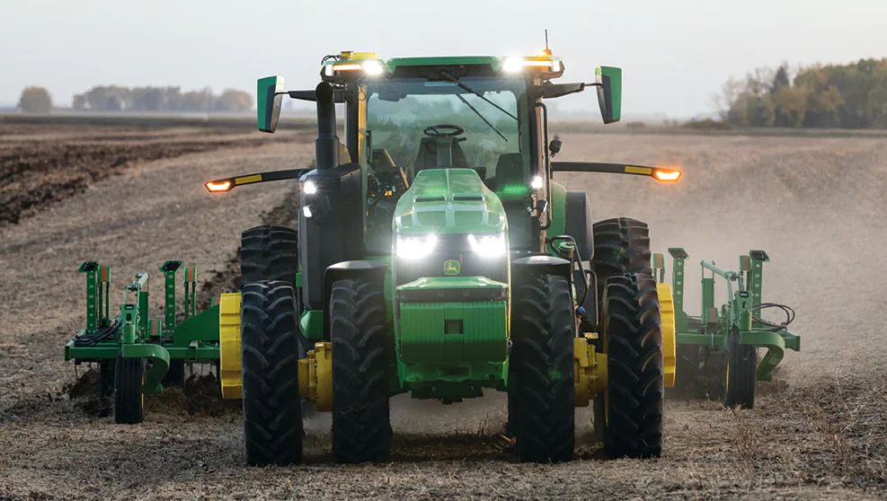 Deere presenta su primer tractor totalmente autónomo en el CES 2022