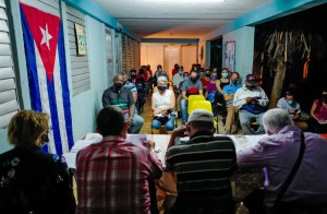 Cuba discute matrimonio gay y el vientre de alquiler