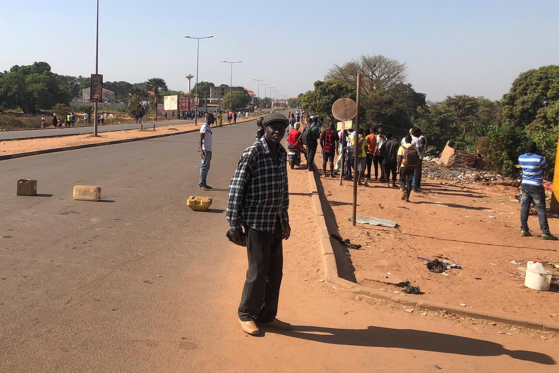 Junta militar de Burkina Faso quita el toque de queda impuesto tras el golpe