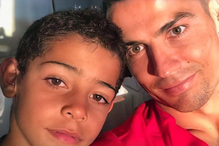 De tal palo tal astilla: la celebración del hijo de CR7 tras la goleada del Manchester United (VIDEO)