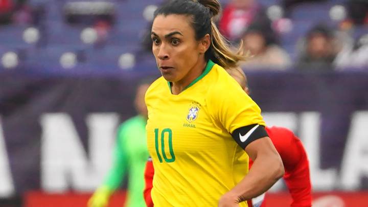 Lesión puede dejar a Brasil sin su estrella Marta en Copa América de Colombia