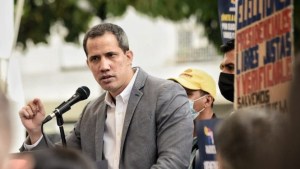 Guaidó rechazó desaparición de cuatro jóvenes manifestantes en Chacao