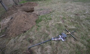 Ucrania exhuma los cuerpos para probar las “atrocidades” de la invasión rusa (FOTOS)