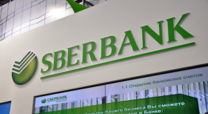 EEUU anuncia “bloqueo total” contra los dos bancos más grandes de Rusia