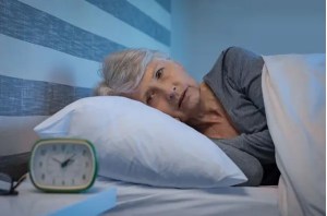 La “regla de los 15 minutos”, el sencillo truco para vencer al insomnio y dormir sin preocupaciones