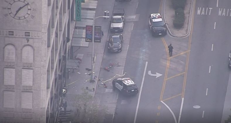 Al menos un herido tras tiroteo en el Grand Central Market de Los Ángeles (Video)