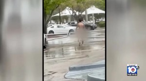 Ataque de locura en Florida: Dejó un rastro de sangre luego de matar a su esposa e hijo y huir desnudo