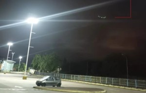 "Luces verdes brillantes": El cielo oscuro de Puerto Ordaz se iluminó por un ¿ovni? (FOTOS)