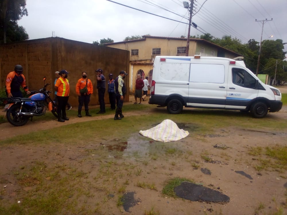 En plena vía pública de El Tigre mataron a un hombre a puñaladas