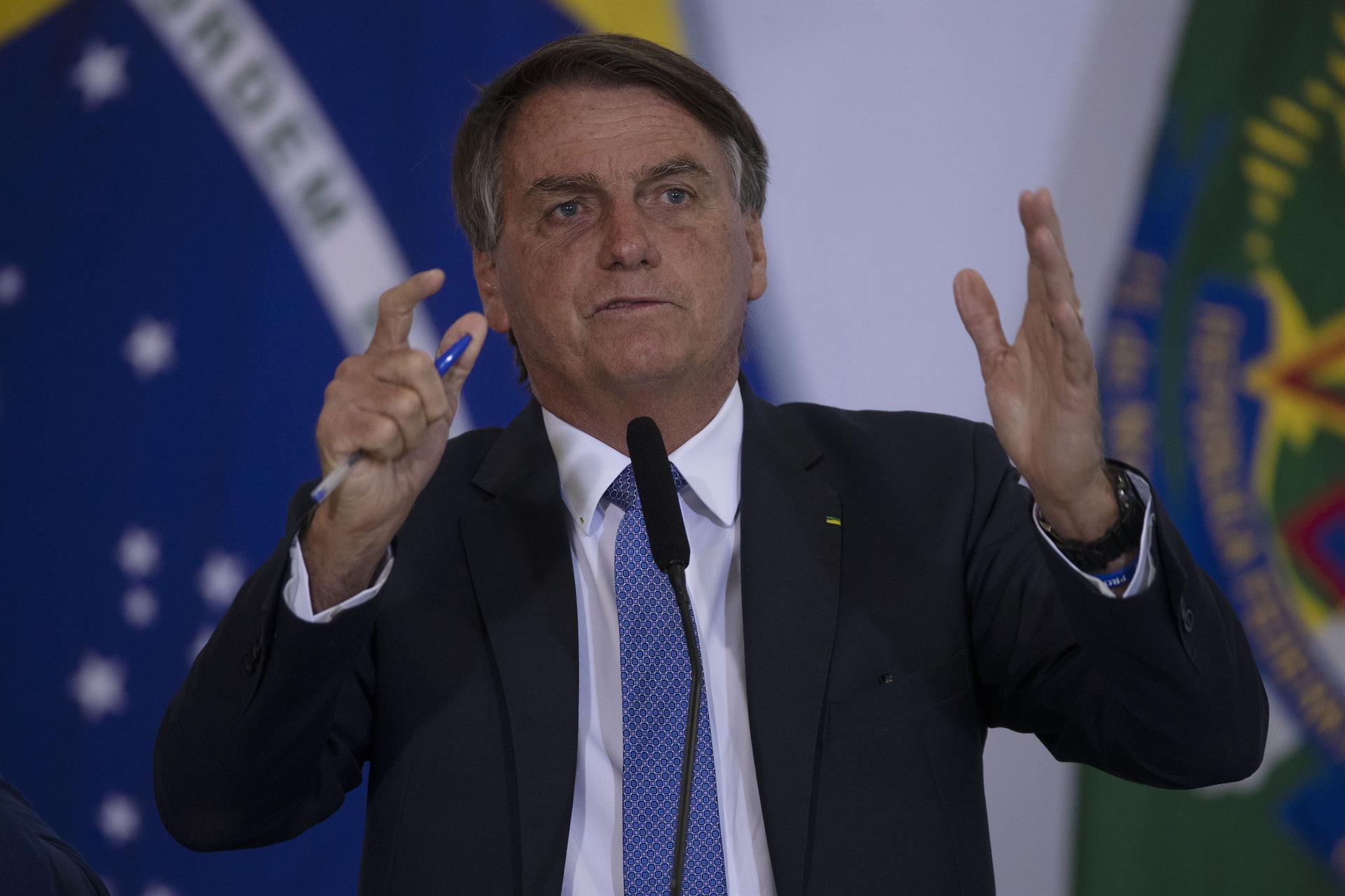 Últimos sondeos muestran que Bolsonaro sería reelegido en Brasil, según analista