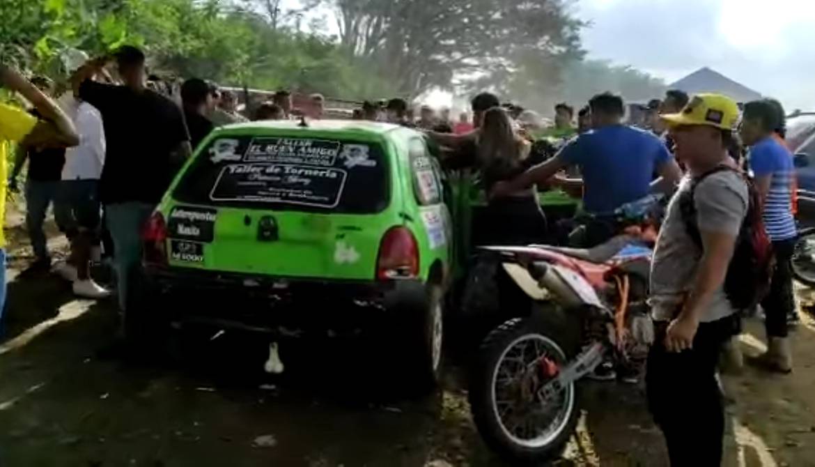 Increíble: ganó una competencia de rally y fue asesinado minutos después por un sicario (Foto)