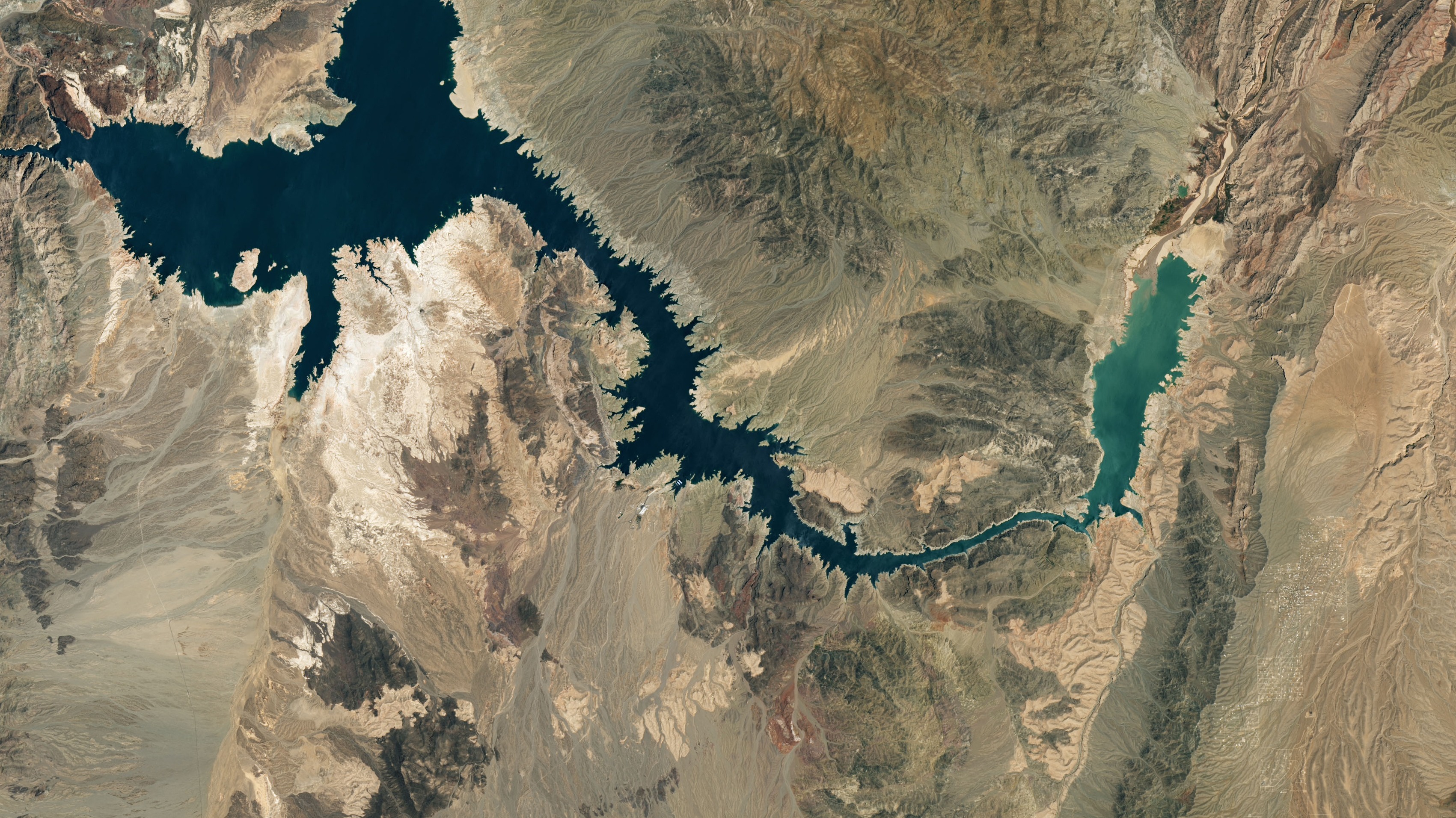 Megasequía en curso: Nasa publica nuevas y dramáticas imágenes satelitales del lago Mead