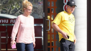El padre de Britney Spears niega haber espiado a la artista en su habitación