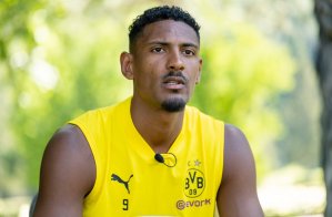 El fichaje estrella del Borussia Dortmund, golpeado por una grave noticia sobre su salud