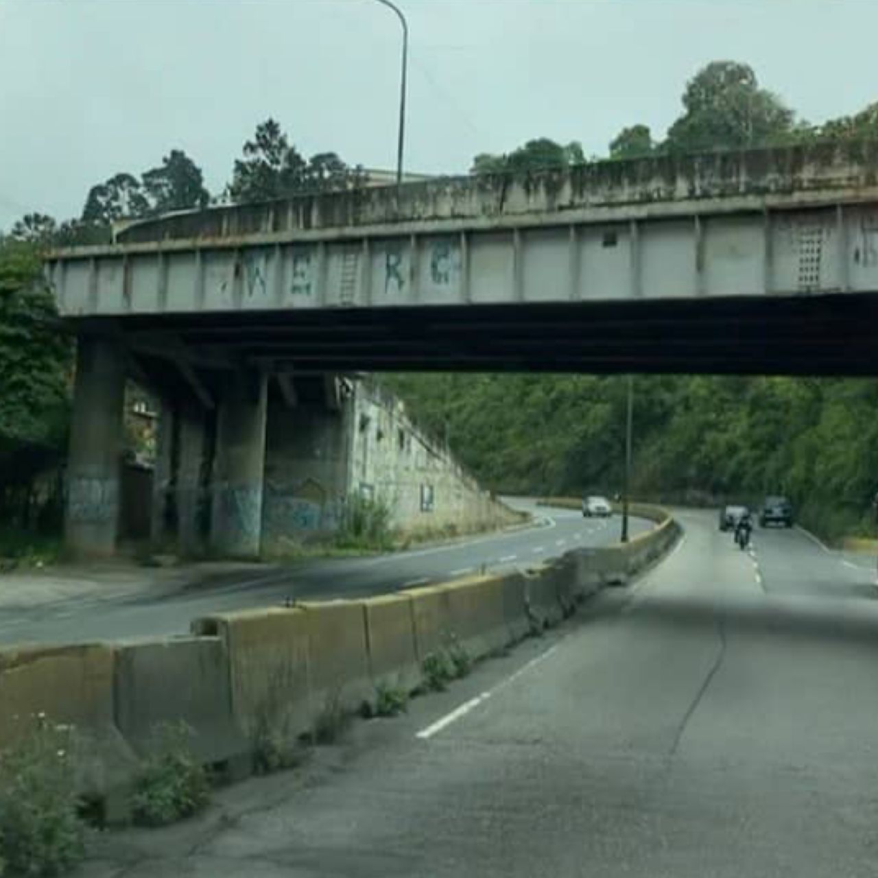 Monitor Los Altos: Solo el 40,5 % de la luminaria de la Panamericana en el tramo Carrizal está funcionando