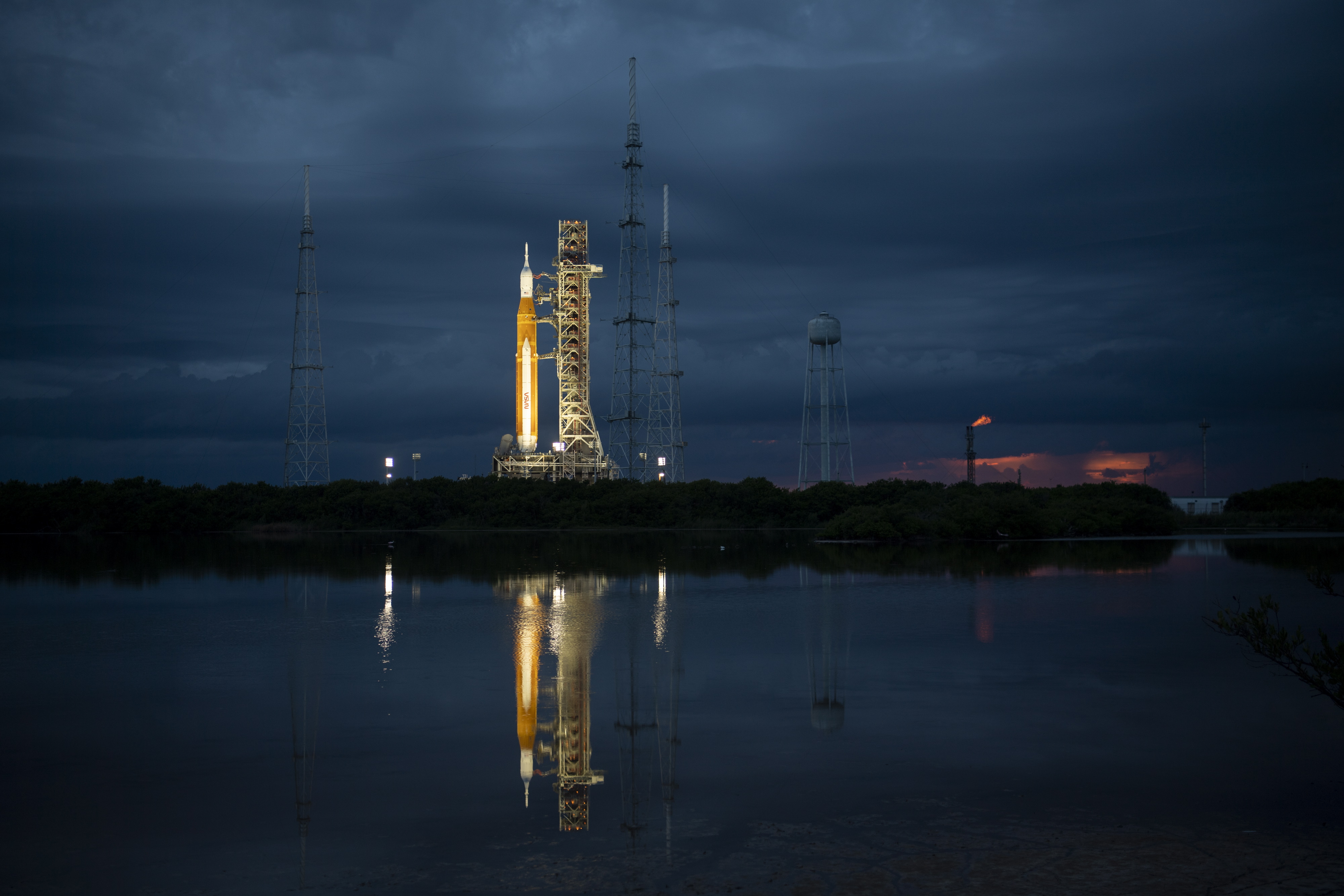 Detectan fuga en conducto de hidrógeno antes del lanzamiento de Artemis I