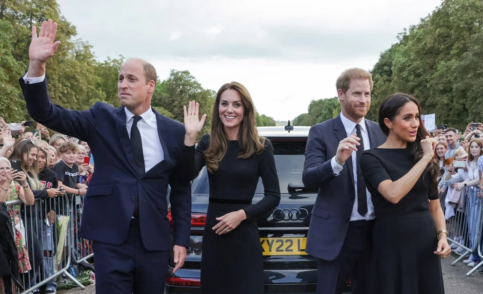 Larga negociación: cómo se preparó la aparición de William, Kate, Harry y Meghan unidos por Isabel II
