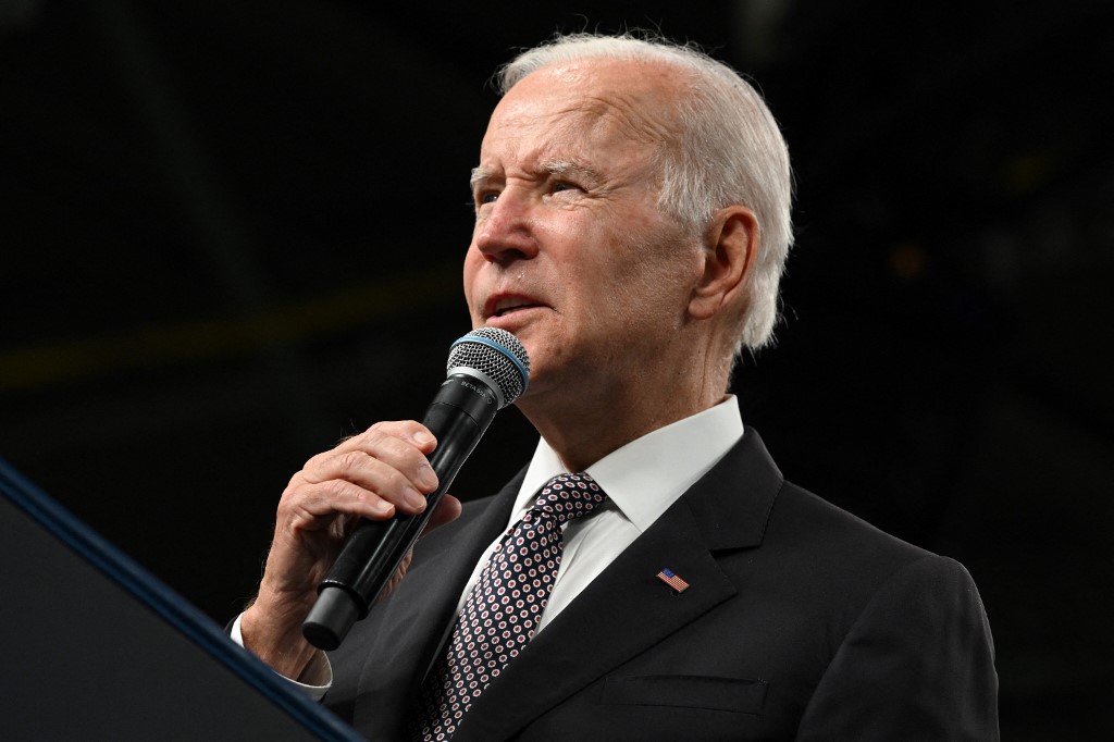 Biden vive su peor momento: electores podrían darle la espalda por la destrucción económica de EEUU