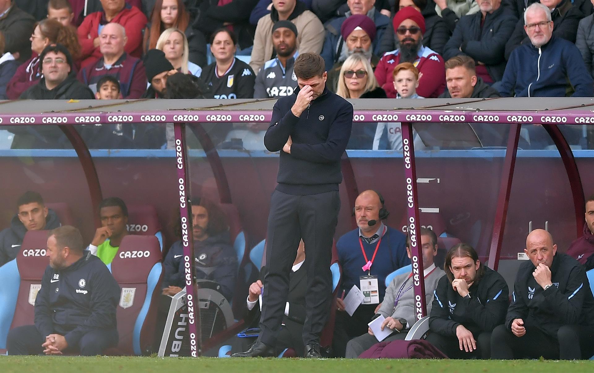 Aston Villa destituyó a Steven Gerrard tras la última derrota