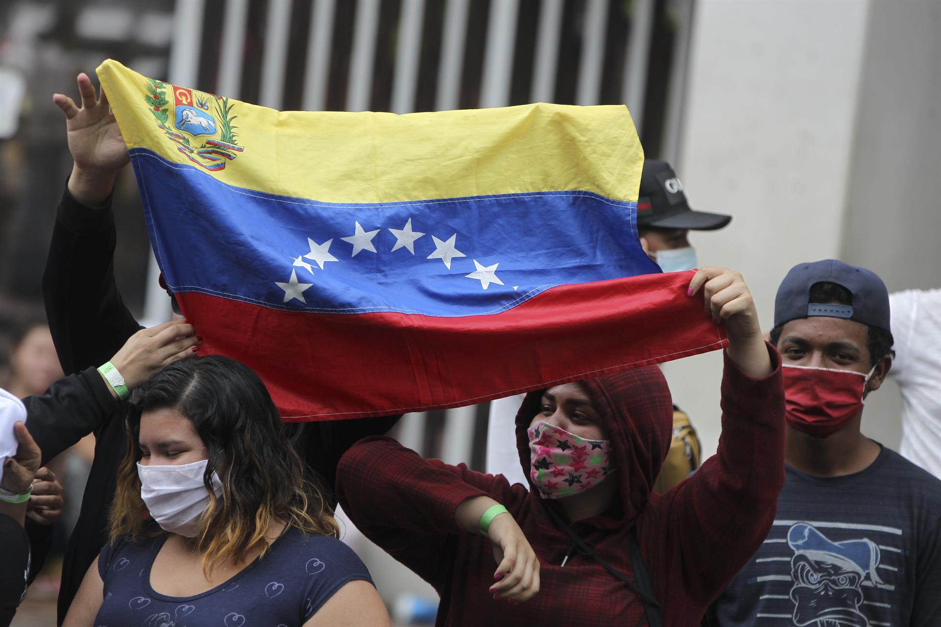 EEUU confirma cierre del puente fronterizo en Matamoros por protestas de migrantes venezolanos