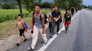“They shut the door on us”: Venezuelans ask México for humanitarian flights home