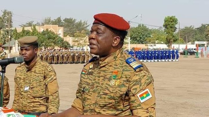 Jefe del Estado Mayor de Burkina Faso pidió una salida negociada a la crisis que vive el país