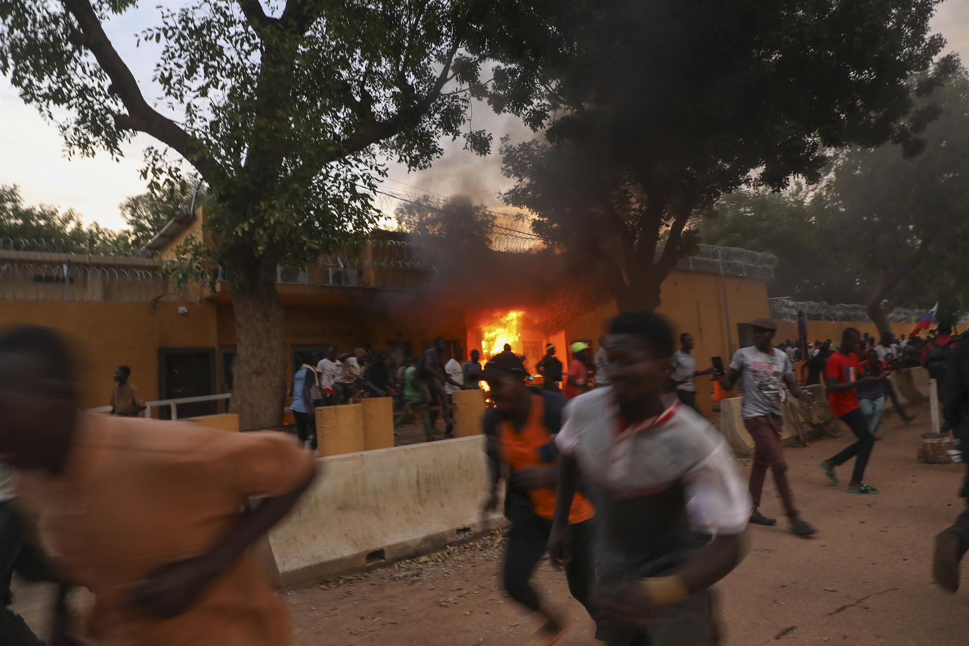 Los golpistas de Burkina Faso aseguran que “la situación está bajo control”