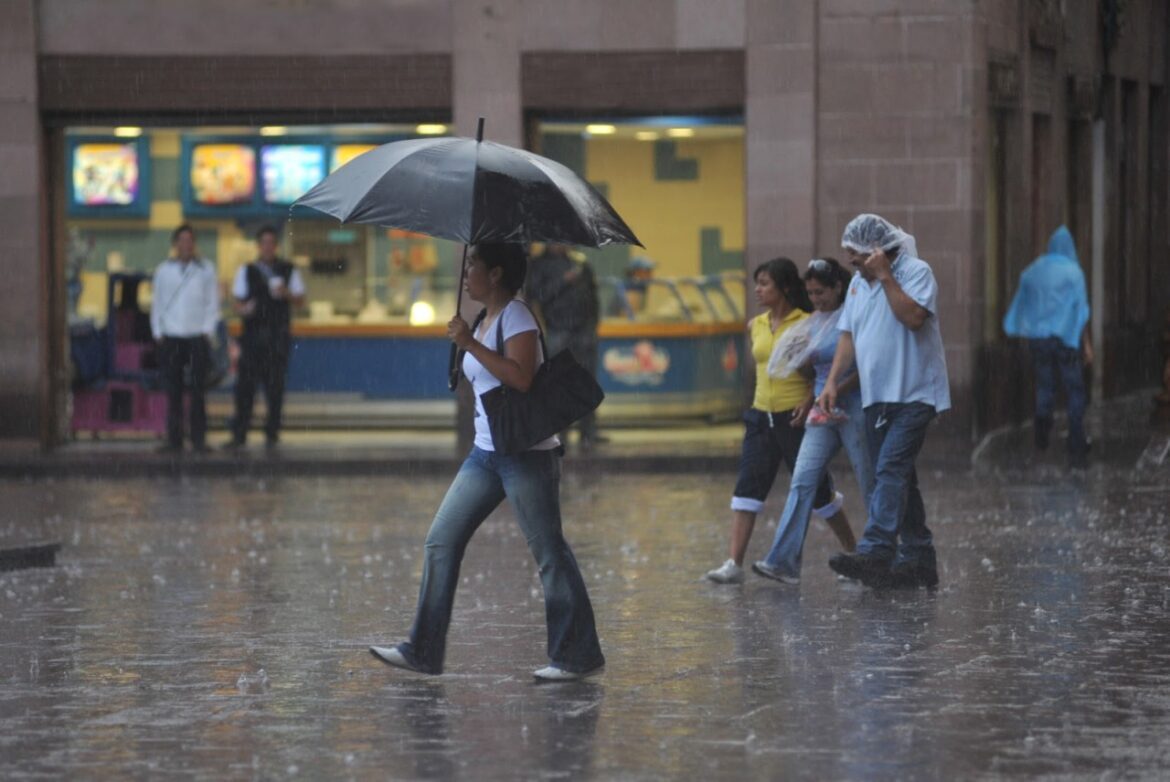 Onda tropical 46 causó afectaciones en 13 estados de Venezuela