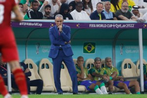 Tite da por terminado su ciclo al mando de Brasil tras eliminación en Qatar