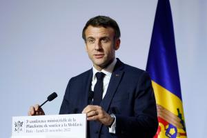 Macron anunció preservativos gratis para los jóvenes desde 2023
