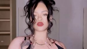 “¡Dios te bendiga!”: Rihanna alborota Instagram al posar con reveladora lencería (FOTOS+VIDEO)