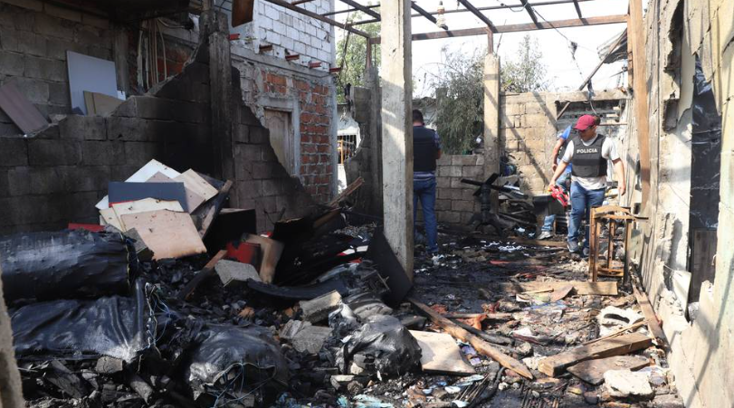 Explosión en vivienda de Guayaquil dejó una persona muerta