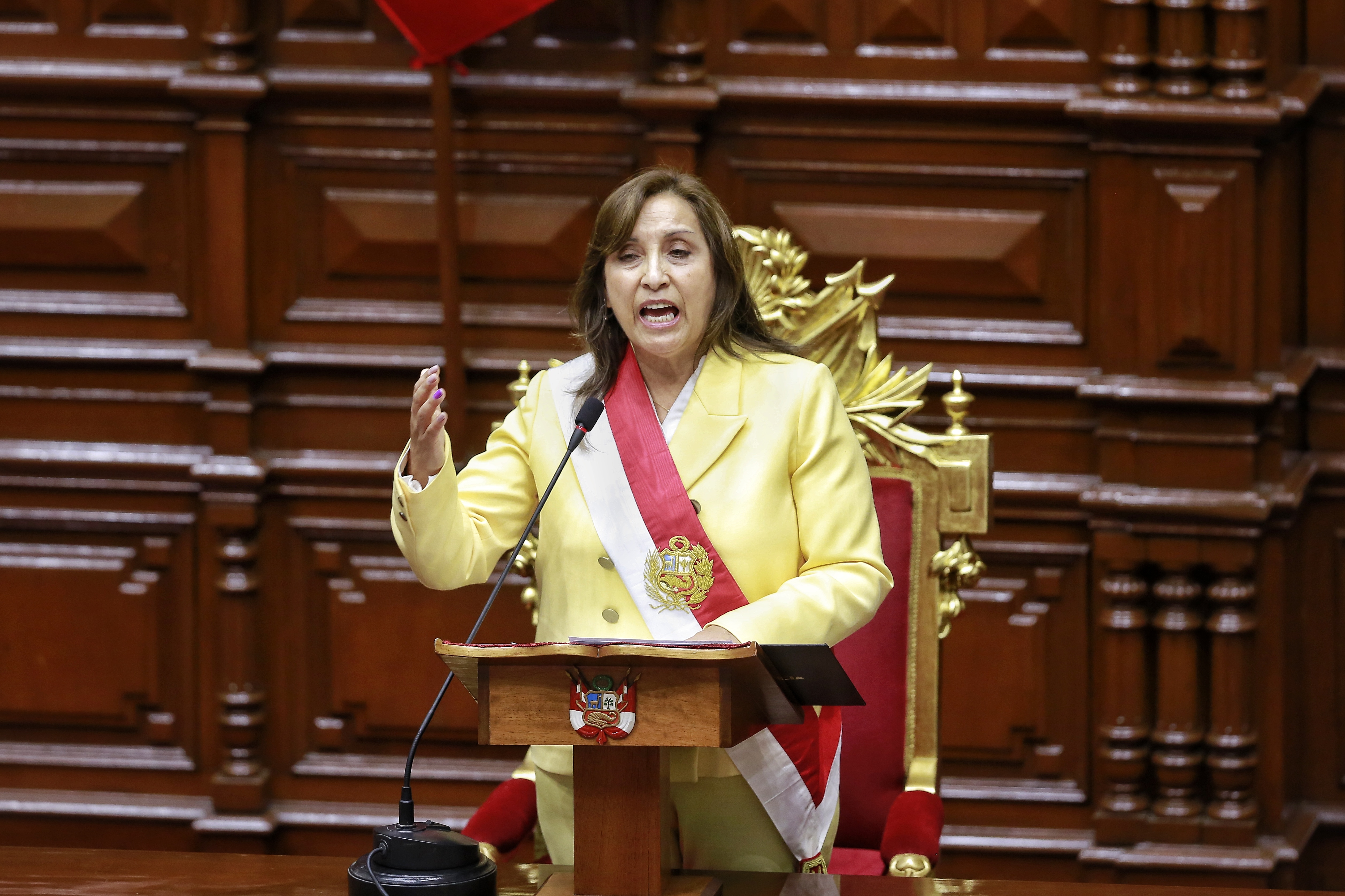 Dina Boluarte, la mandataria peruana que buscará trabajar para acortar las brechas de pobreza y hambre