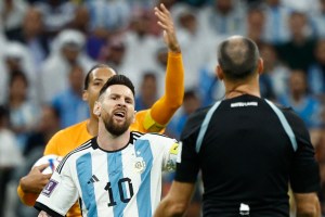 Messi encabezó los dardos de Argentina contra el mal arbitraje de Mateu Lahoz