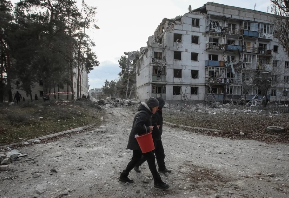 Más de 500 localidades ucranianas siguen sin electricidad tras los bombardeos rusos