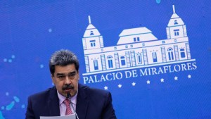 Venezuela opposition demand date to resume dialogue with Maduro in México