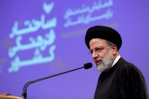 Presidente iraní amenaza con castigar a los manifestantes tras la primera ejecución