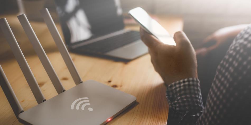 ¿Por qué es tan importante desactivar el WiFi de su celular al salir de casa?