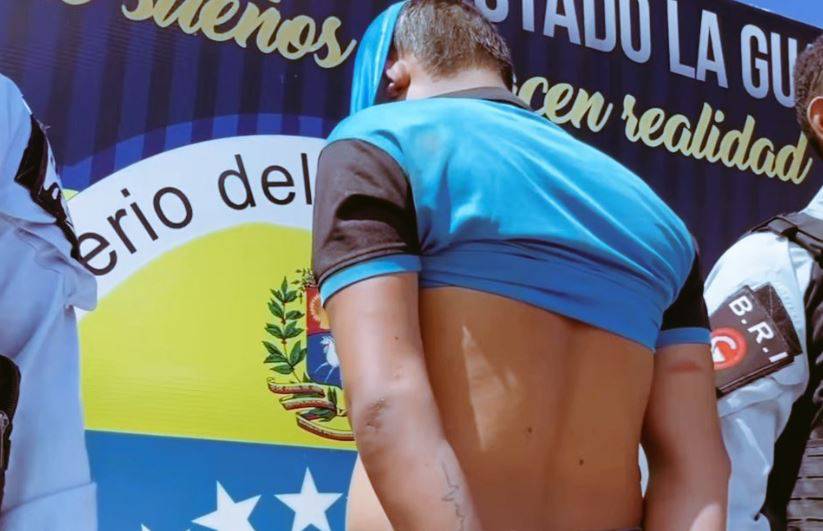 Sujeto le propinó ocho puñaladas a su expareja en Vargas