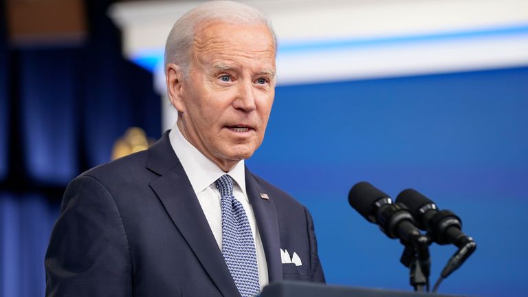 Biden, a la defensiva tras hallazgo de más documentos clasificados