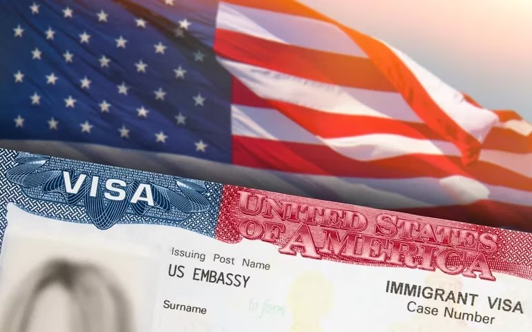 La pregunta del millón: ¿Revisan tus redes sociales cuando aplicas a la visa para EEUU?