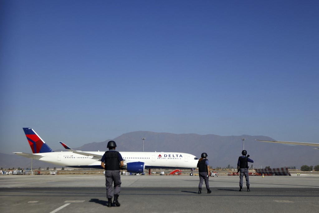 Cómo fue el asalto al camión blindado en el aeropuerto de Santiago de Chile: el detalle que lo hizo fracasar