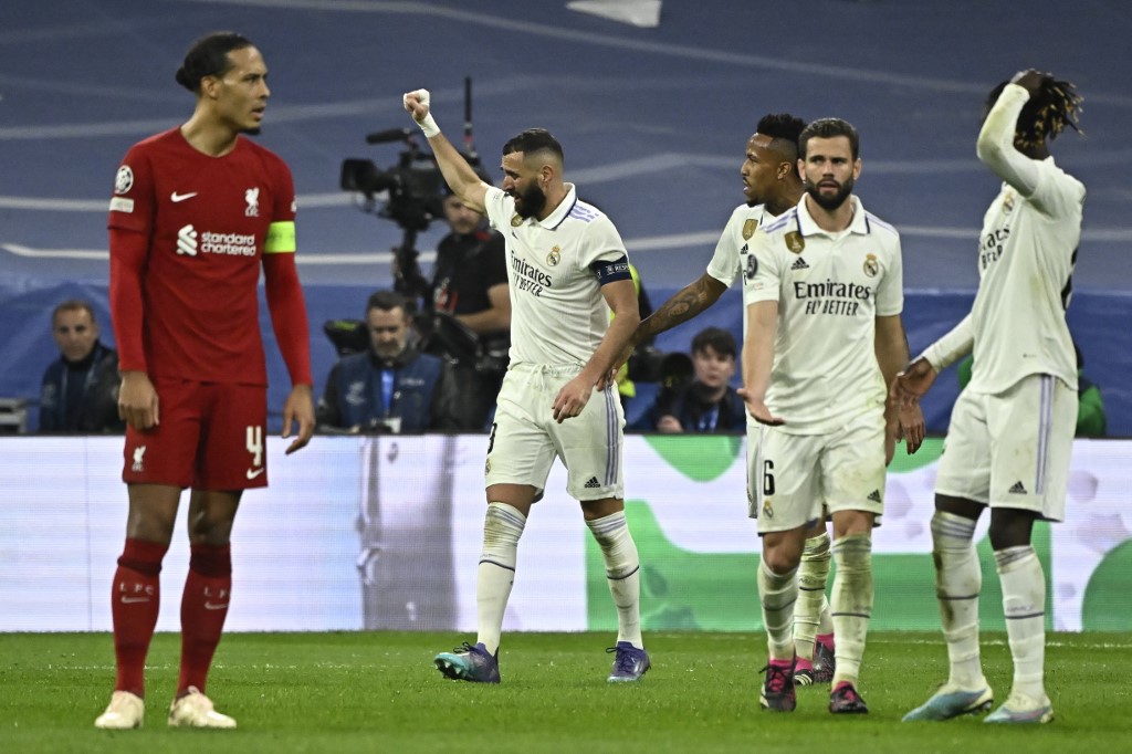 Benzema llevó a Real Madrid a cuartos tras sacar al Liverpool de la Champions