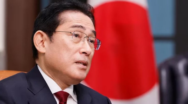 Primer ministro japonés viaja a Ucrania para reunirse con Zelenski